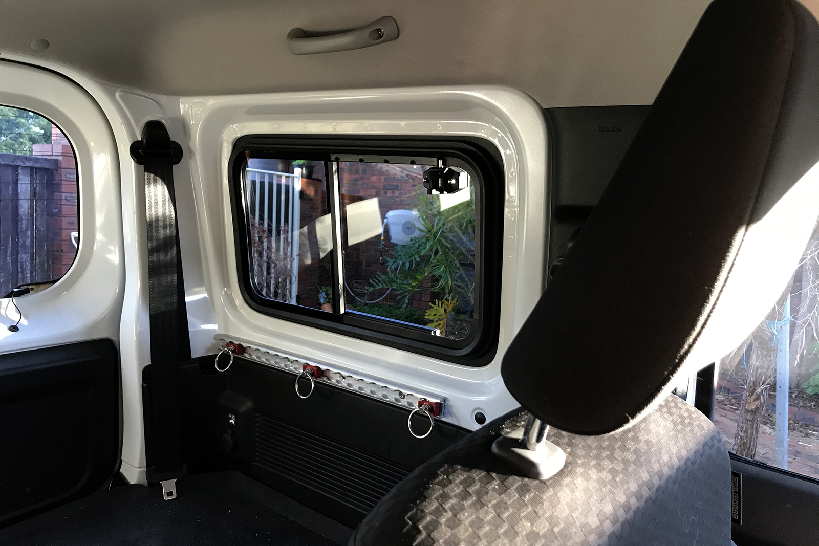 Explore Glazing Sliding Rear Windows – TGR: Team Ghetto Racing