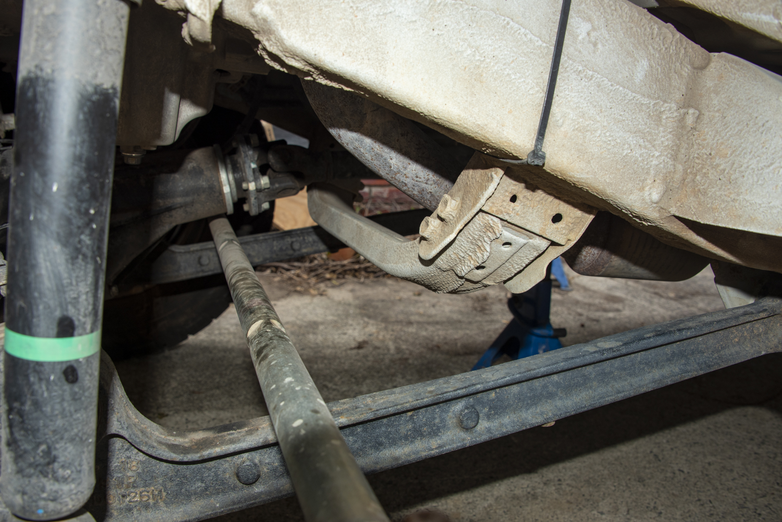 Black Raptor/JimnyBits 2″ Lift Kit Install – TGR: Team Ghetto Racing