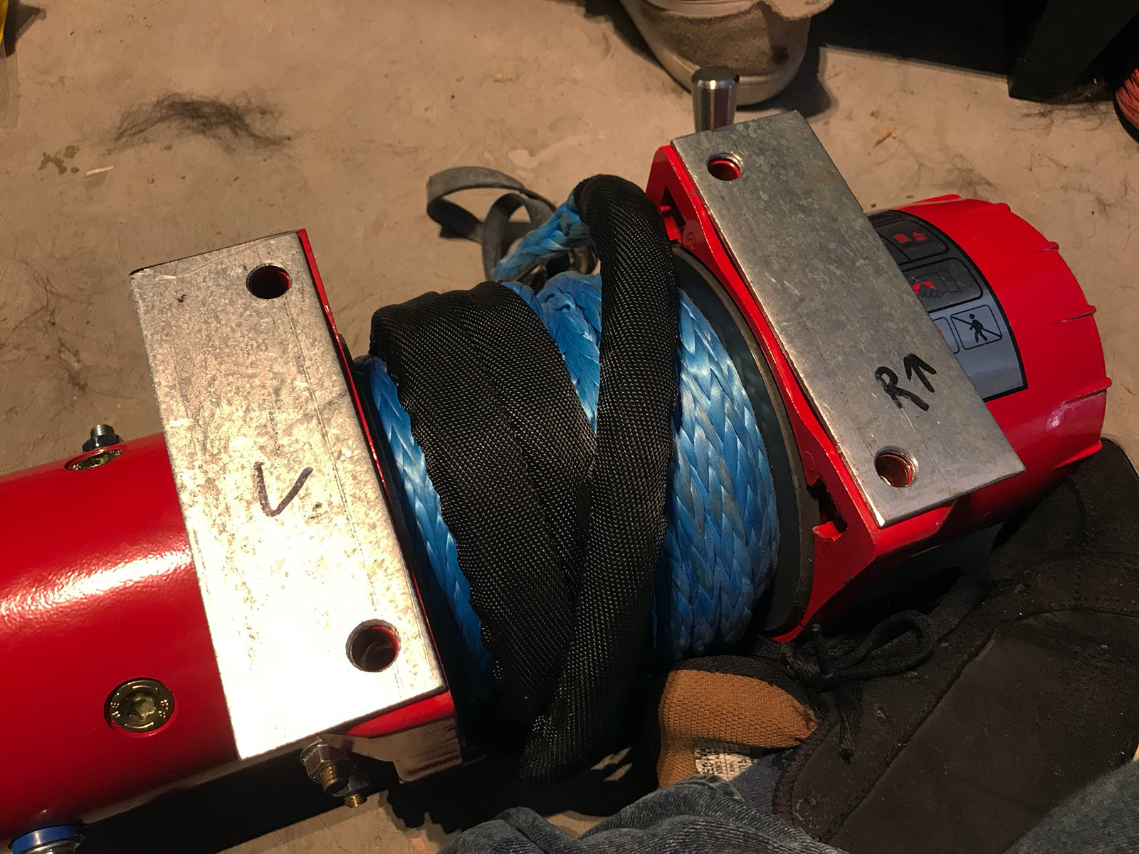 Runva 9.5XS winch install TGR Team Ghetto Racing